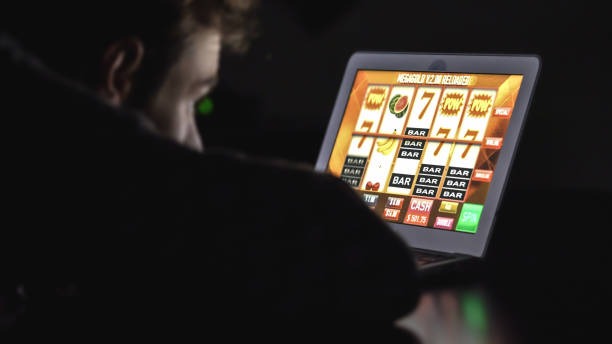 Baccarat roadmaps showing historical trends on a tablet
